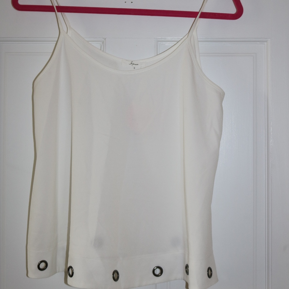 white tank top blouse with washer ring detail